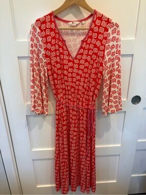 Boden v neck flare sleeve midi dress